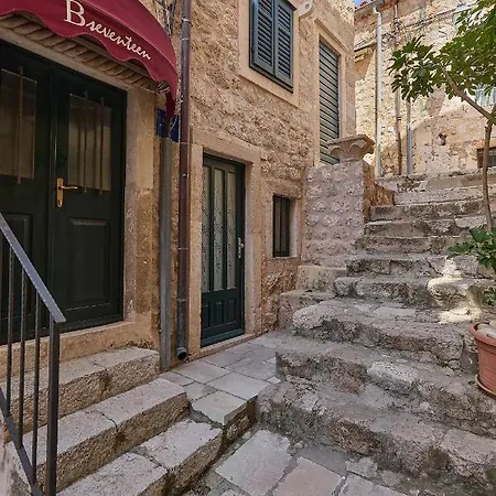 B18 Dubrovník