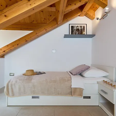 B18 Apartman